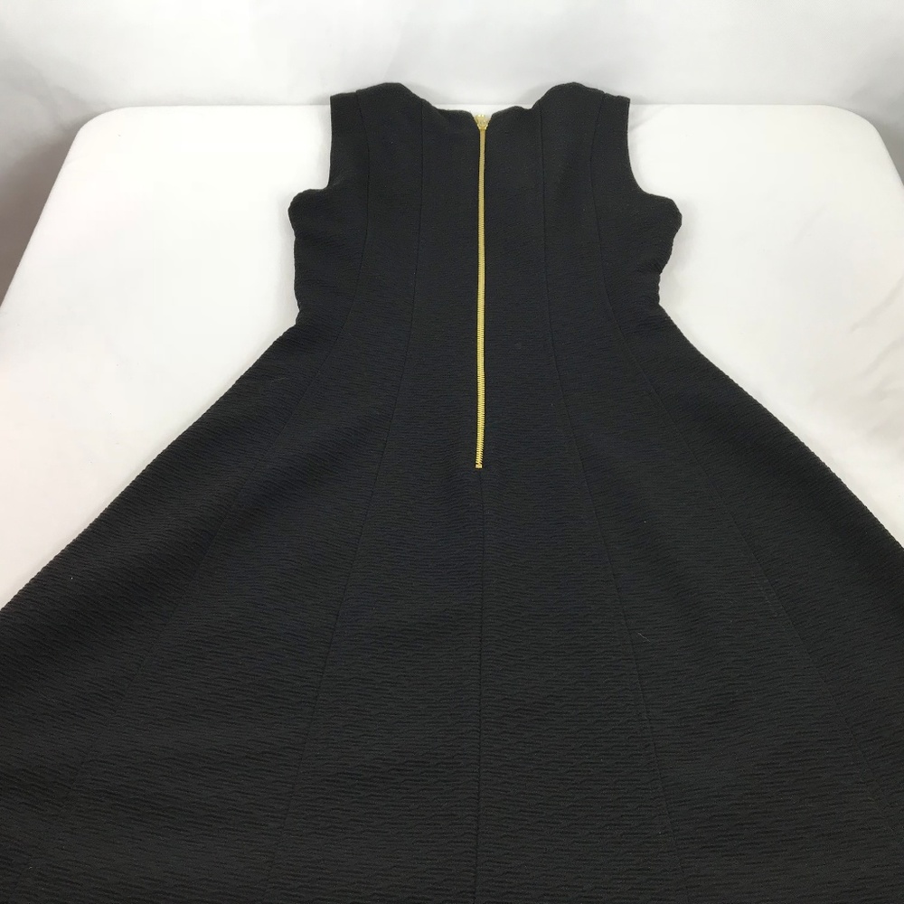 Just... Taylor dress size 2 black sleeveless midi